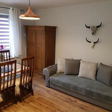 33 Apartament