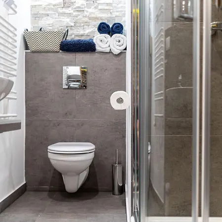 33 Apartament
